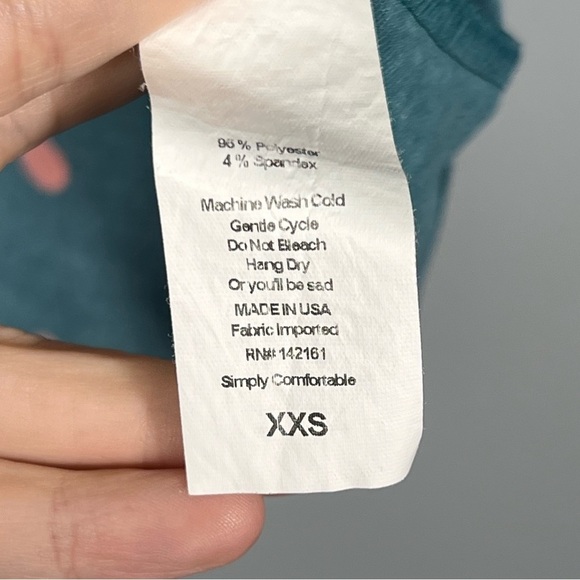 LuLaRoe Irma Stretch Tee Size XXS Dark Teal Green Orange Polka Dots Oversize Top - Picture 5 of 7
